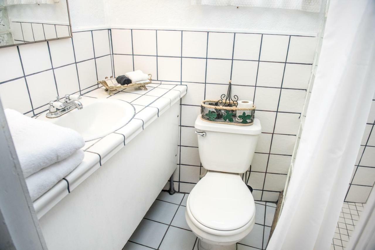 Jonquil Motel Бисби Екстериор снимка