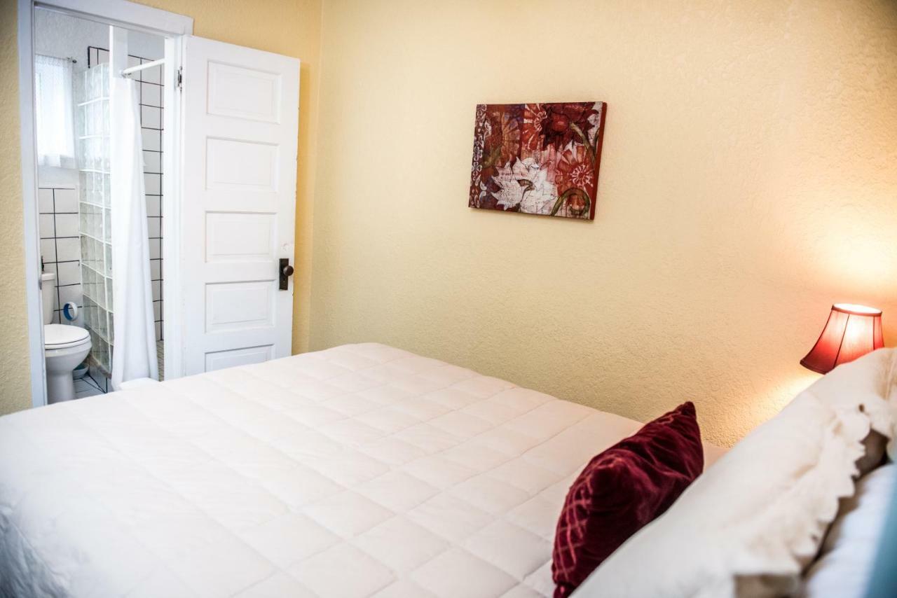 Jonquil Motel Бисби Екстериор снимка
