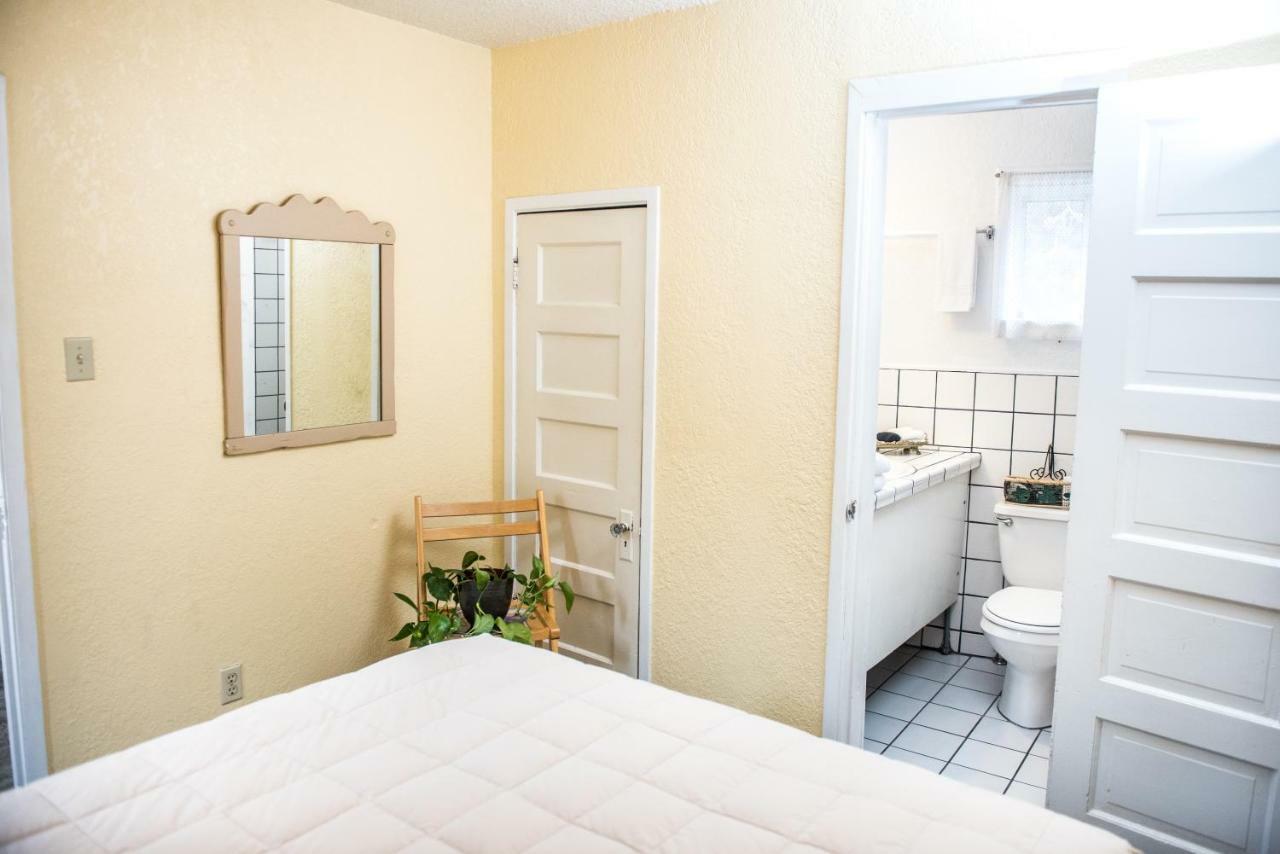 Jonquil Motel Бисби Екстериор снимка